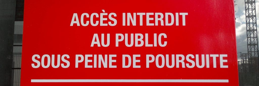 Sous prétexte de protéger la confidentialité de leurs affaires, la Loi Macron voulait interdire l'accès du public aux comptes des entreprises. Une mesure obscurantiste à la portée finalement limitées à certaines PME. (photo © GPouzin)